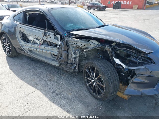 JF1ZNBB10R9755528 Toyota GR86