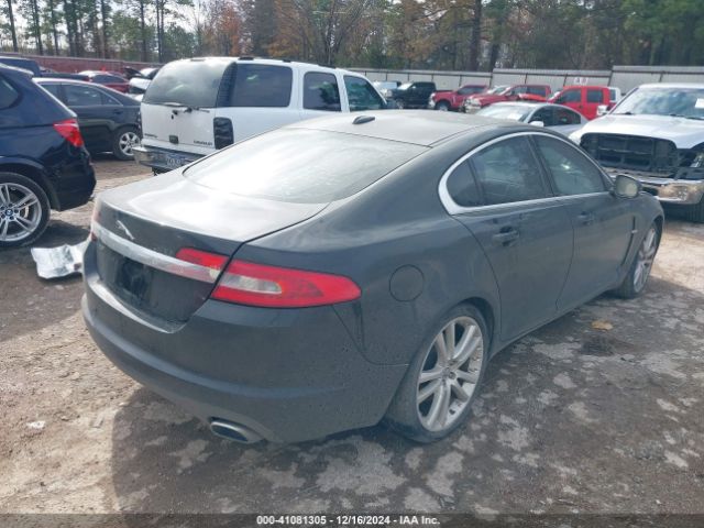 2011 JAGUAR XF SAJWA0GB4BLR81967 Photo 3