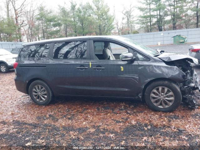 KNDMB5C10M6673807 KIA SEDONA LX