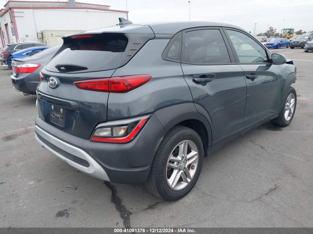 KM8K22AB1NU878384 Hyundai Kona Se
