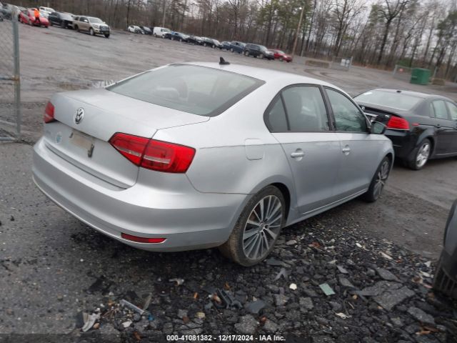 3VW2K7AJ9FM277784 Volkswagen Jetta 2.0l S