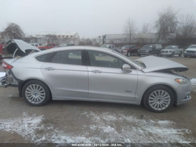 3FA6P0PU2ER111645 Ford Fusion Energi Se Luxury