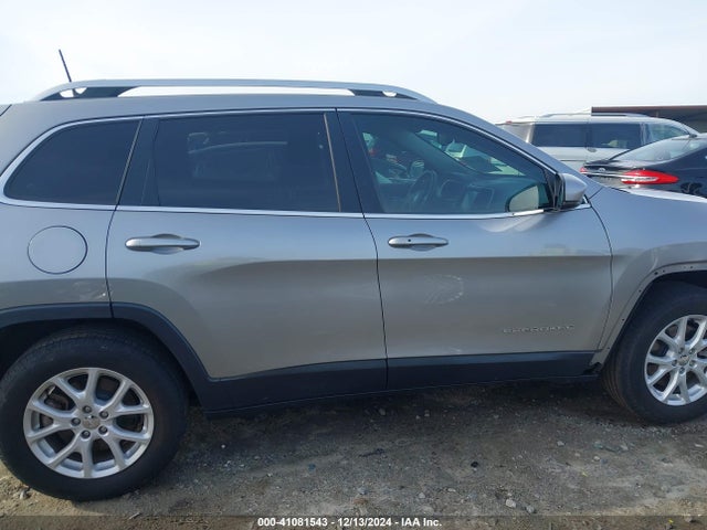 Jeep Cherokee Latitude 2016 1C4PJMCB9GW310350 Image 14