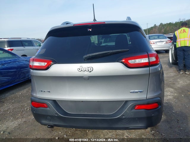 Jeep Cherokee Latitude 2016 1C4PJMCB9GW310350 Image 17