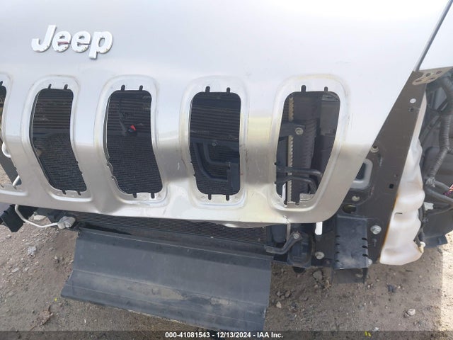 Jeep Cherokee Latitude 2016 1C4PJMCB9GW310350 Image 18