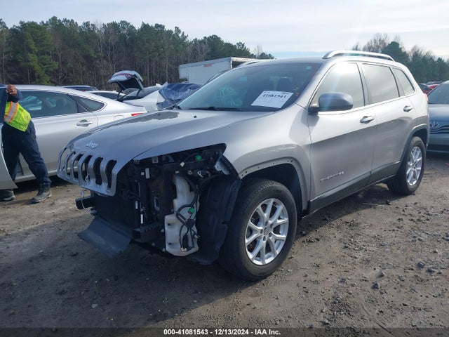 Jeep Cherokee Latitude 2016 1C4PJMCB9GW310350 Image 2