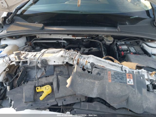 1FADP3F22FL353327 Ford FOCUS SE
