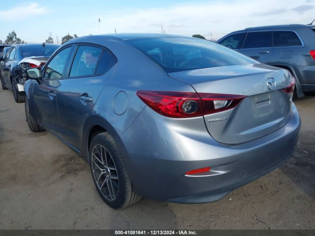 3MZBM1U71FM195796 Mazda Mazda3 I Sport