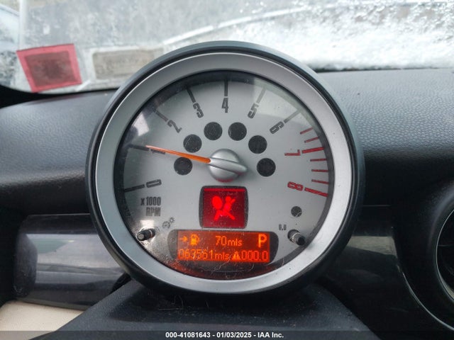 2008 MINI COOPER S CLUBMAN WMWMM33558TP87551 Photo 6