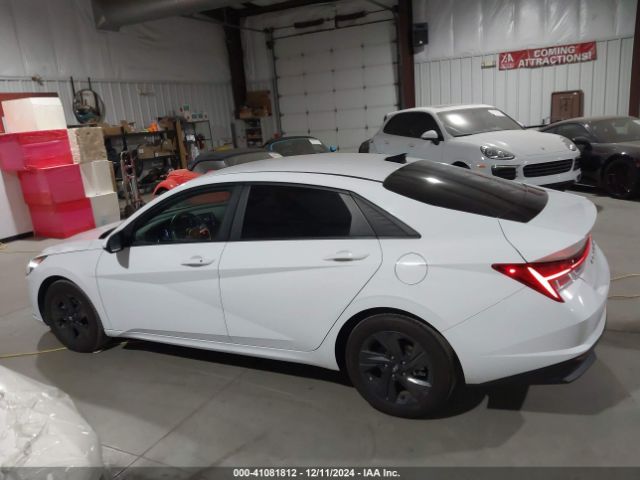 KMHLM4AJ4NU019064 Hyundai Elantra Hybrid Blue