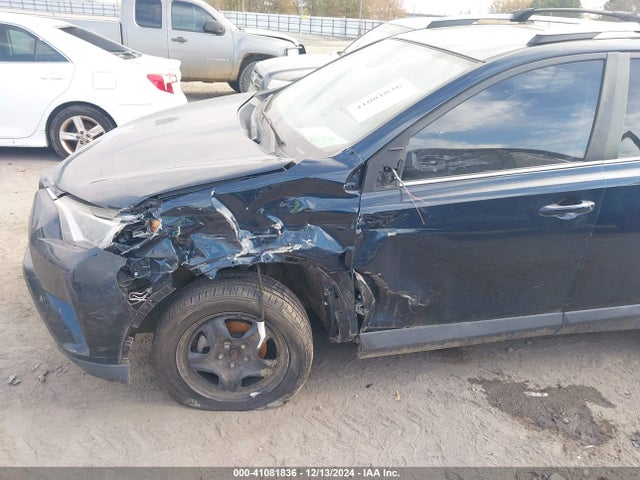 2T3ZFREV8JW503819 Toyota RAV4 LE