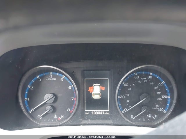 2T3ZFREV8JW503819 Toyota RAV4 LE