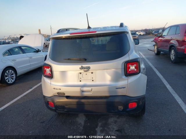 ZACCJBBB9JPH73453 Jeep Renegade Latitude 4x4