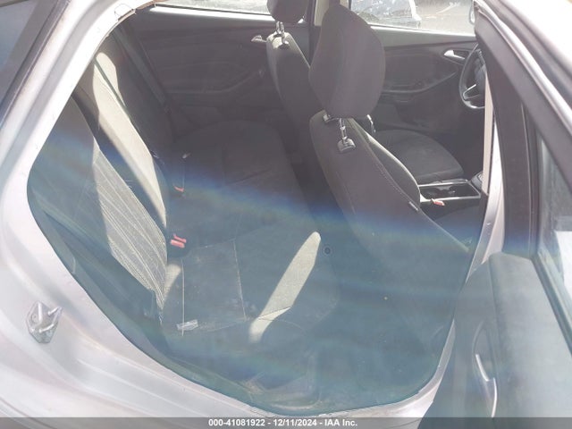 Ford FOCUS SE 2015 1FADP3F23FL319686 Image 8