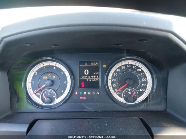 1C6RR6FT3HS765387 RAM 1500 Tradesman  4x2 6'4 Box