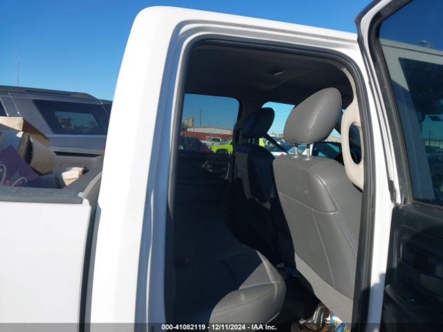 1C6RR6FT3HS765387 RAM 1500 Tradesman  4x2 6'4 Box