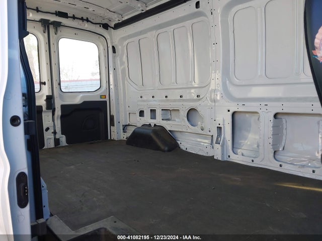Ford Transit-250 Cargo Van 2023 1FTBR1C85PKB04777 Image 8