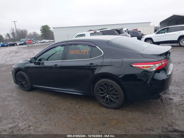 4T1B11HK1JU046329 Toyota CAMRY SE