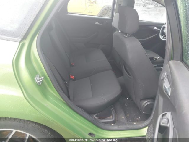 1FADP3M27JL238864 Ford FOCUS SEL