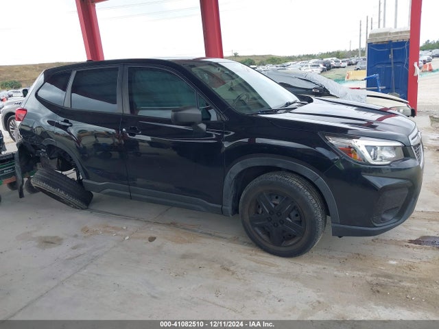 Subaru Forester 2019 JF2SKAAC2KH430202 Image 13