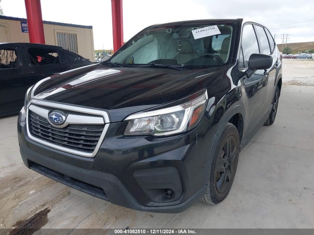 Subaru Forester 2019 JF2SKAAC2KH430202 Image 2