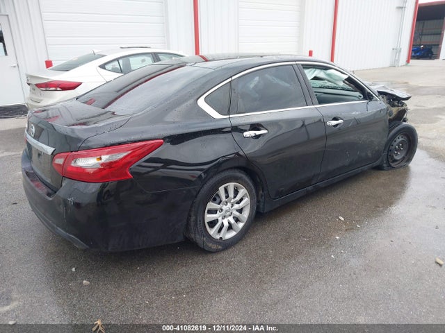 1N4AL3AP3JC116050 Nissan Altima 2.5 S