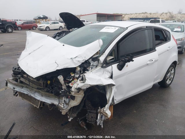 Ford FIESTA SE 2014 3FADP4EJXEM163237 Image 2
