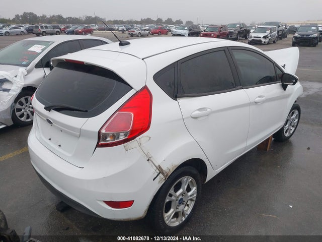 Ford FIESTA SE 2014 3FADP4EJXEM163237 Image 4