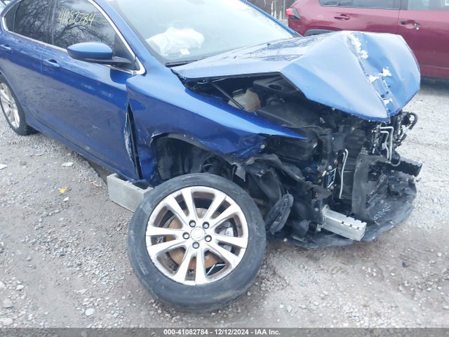 Chrysler 200 Limited 2015 1C3CCCAB1FN507690 Image 18