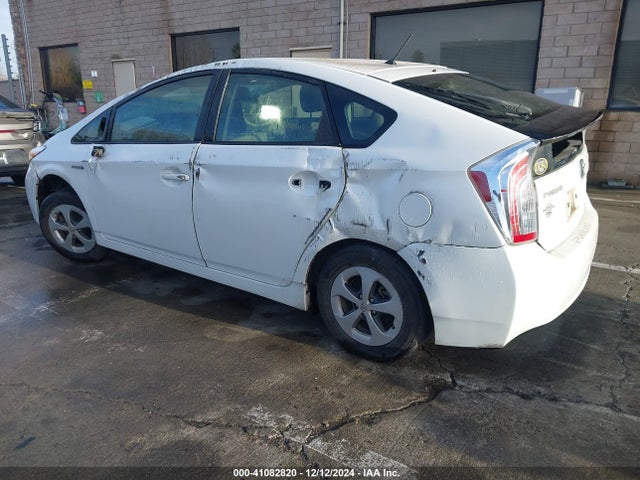 JTDKN3DU0E0387813 Toyota Prius