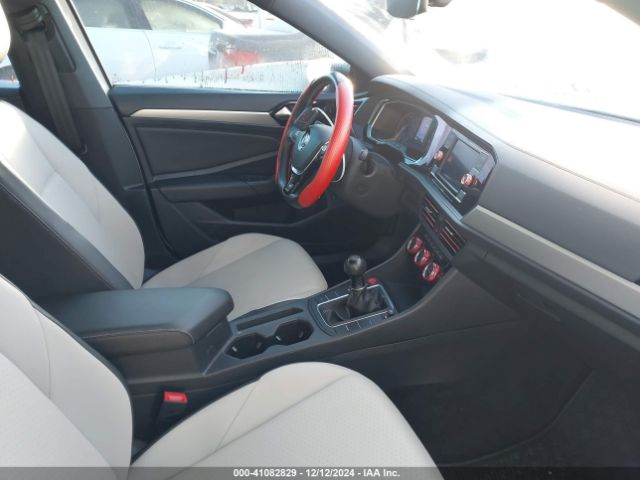3VWN57BU1LM041042 Volkswagen Jetta 1.4t R-line/1.4t S