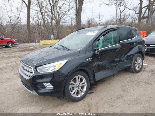 Ford ESCAPE SE 2018 1FMCU0GD0JUD17681 Image 2