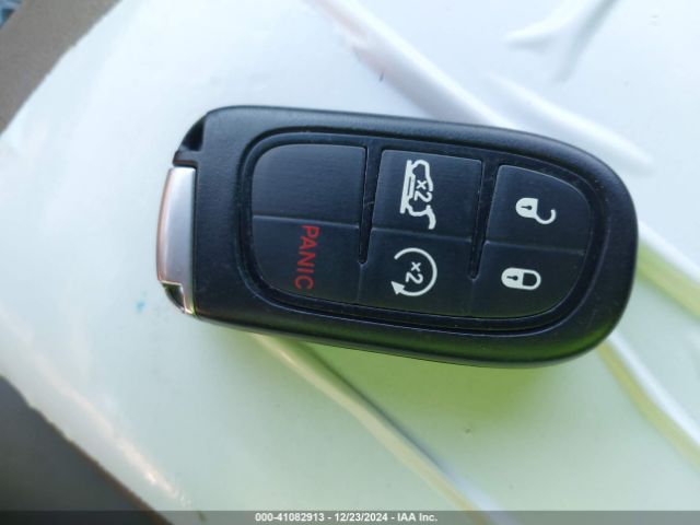 1C4PJMLB7KD323070 Jeep Cherokee Latitude Plus 4x4