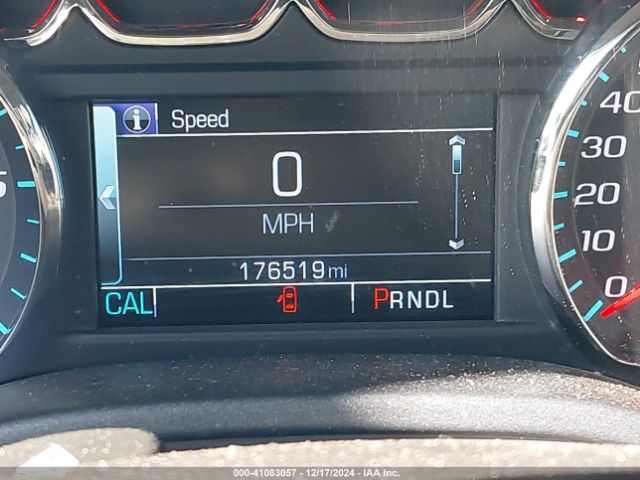 3GCUKREC0JG609895 Chevrolet Silverado 1500 Lt