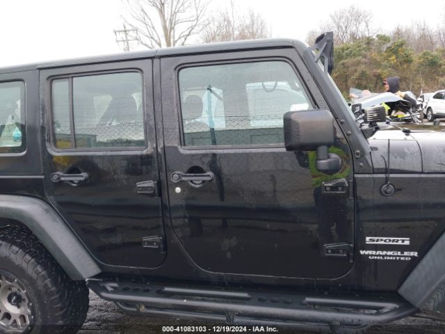 1C4BJWDG7GL349035 Jeep Wrangler Unlimited Sport