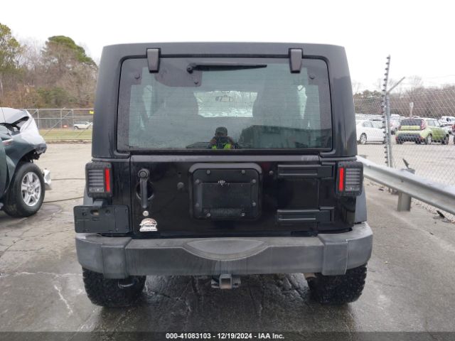 1C4BJWDG7GL349035 Jeep Wrangler Unlimited Sport