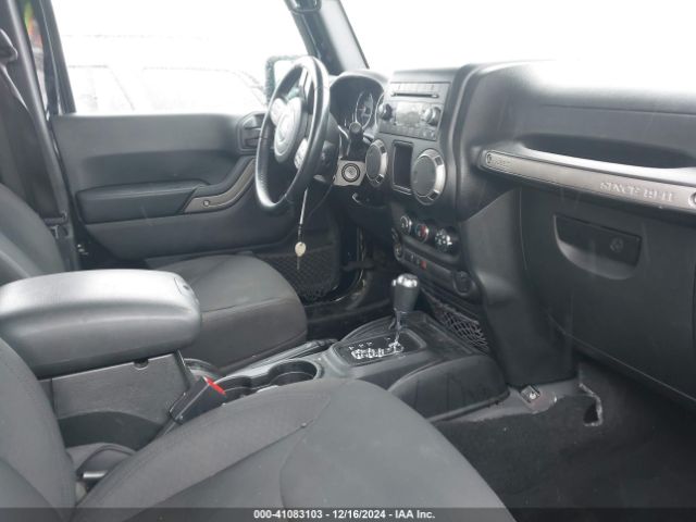 1C4BJWDG7GL349035 Jeep Wrangler Unlimited Sport