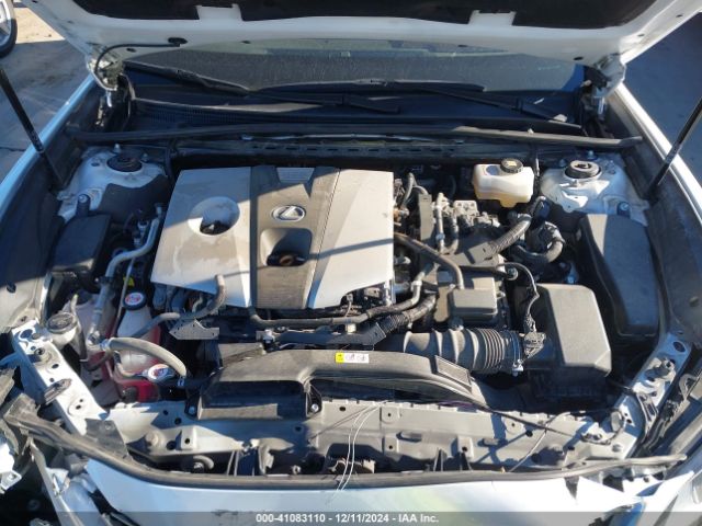 58AB21B18KU001153 Lexus ES 300H