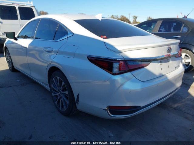 58AB21B18KU001153 Lexus ES 300H