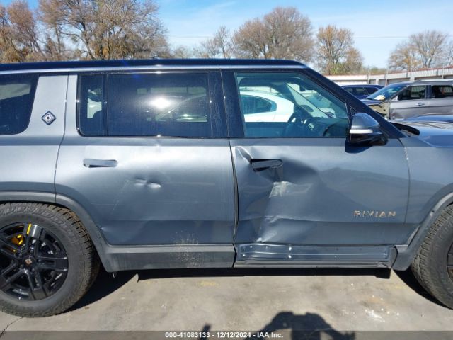 7PDSGABA9PN015604 Rivian R1s Adventure