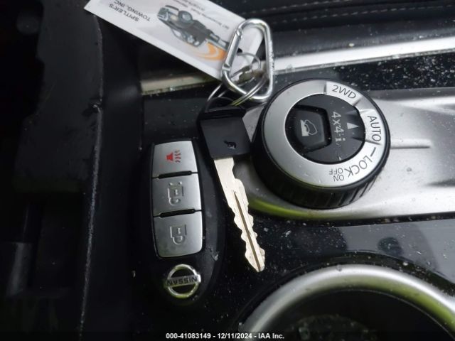 5N1DR2MM8HC633948 Nissan Pathfinder S