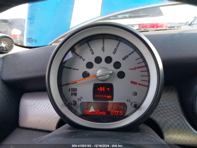 2010 MINI COOPER S WMWMF7C5XATW89235 Photo 6