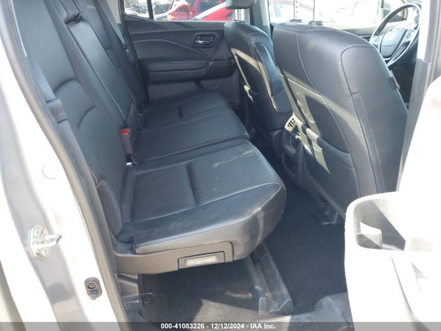 Honda Ridgeline Rtl-e 2017 5FPYK3F7XHB033904 Image 8