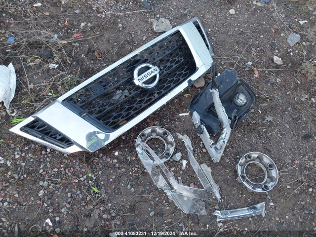 JN8AY2NE8H9707047 Nissan 2017
