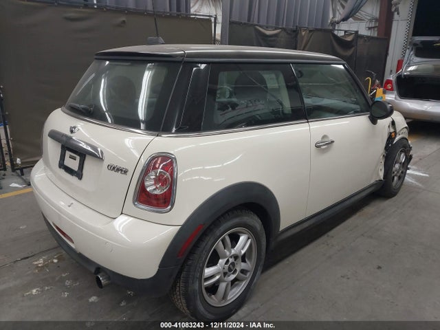 2013 MINI HARDTOP WMWSU3C50DT684829 Photo 3