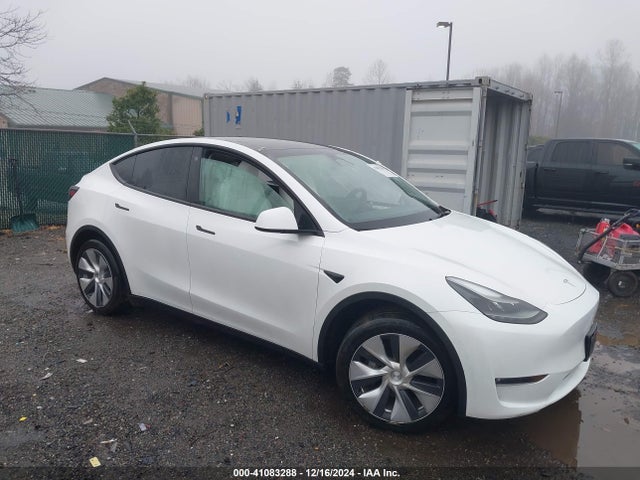 2023 TESLA MODEL Y 7SAYGDEE2PF701227 Photo 0