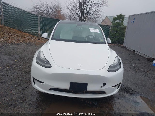 2023 TESLA MODEL Y 7SAYGDEE2PF701227 Photo 5