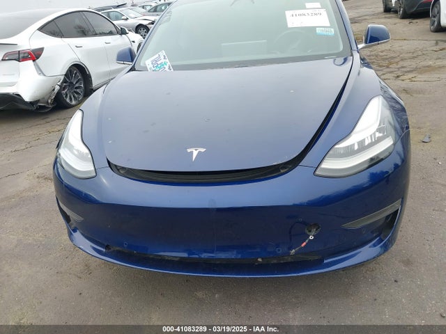 2018 TESLA MODEL 3 5YJ3E1EA9JF035015 Photo 9
