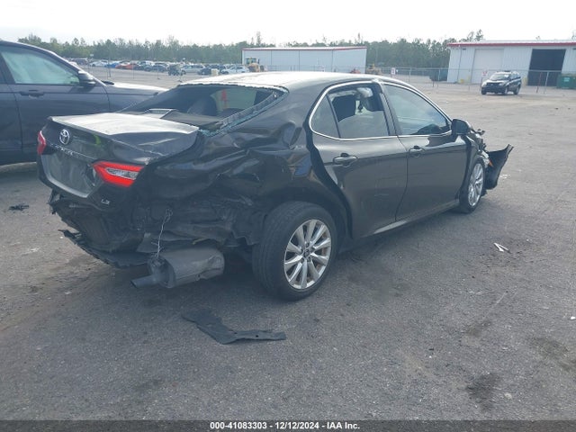 4T1B11HK5JU006934 Toyota CAMRY LE