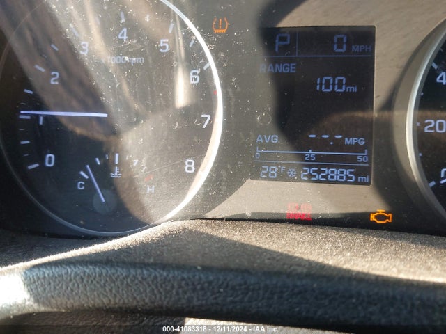 Hyundai ELANTRA SE 2018 5NPD74LF8JH400820 Image 15